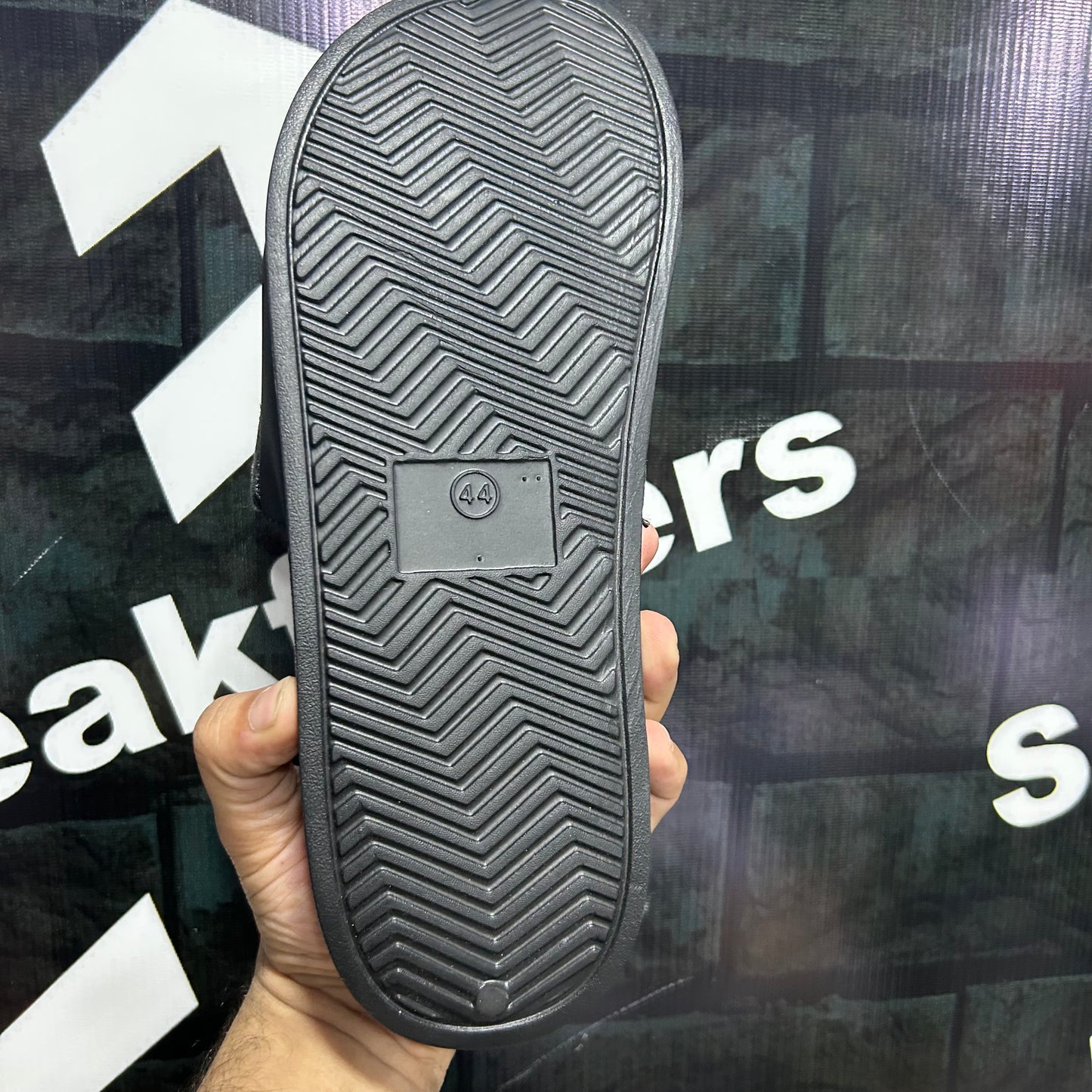 Vanns - Slides D2 - Black