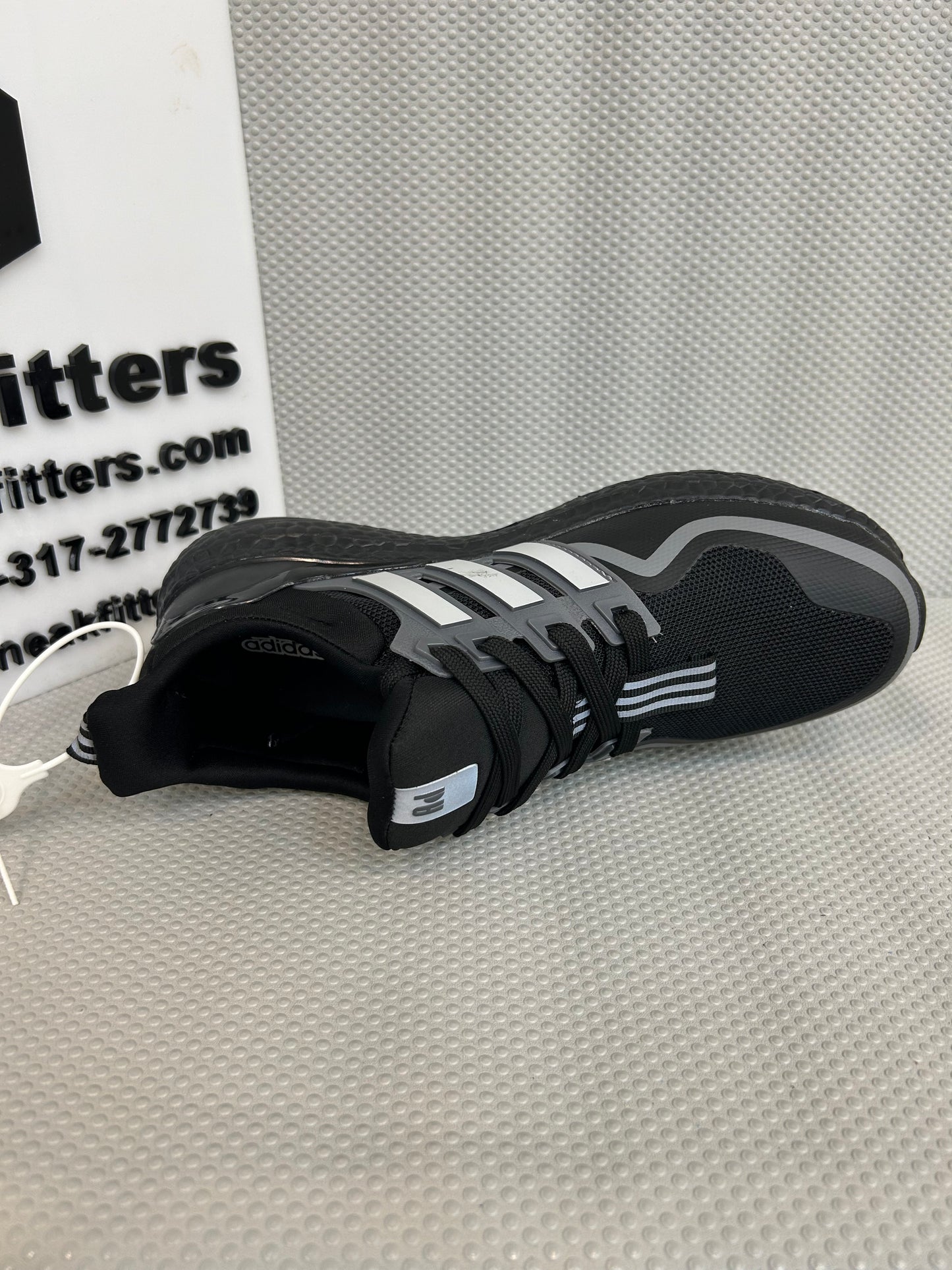 AD - Ultra boost - Gray Black