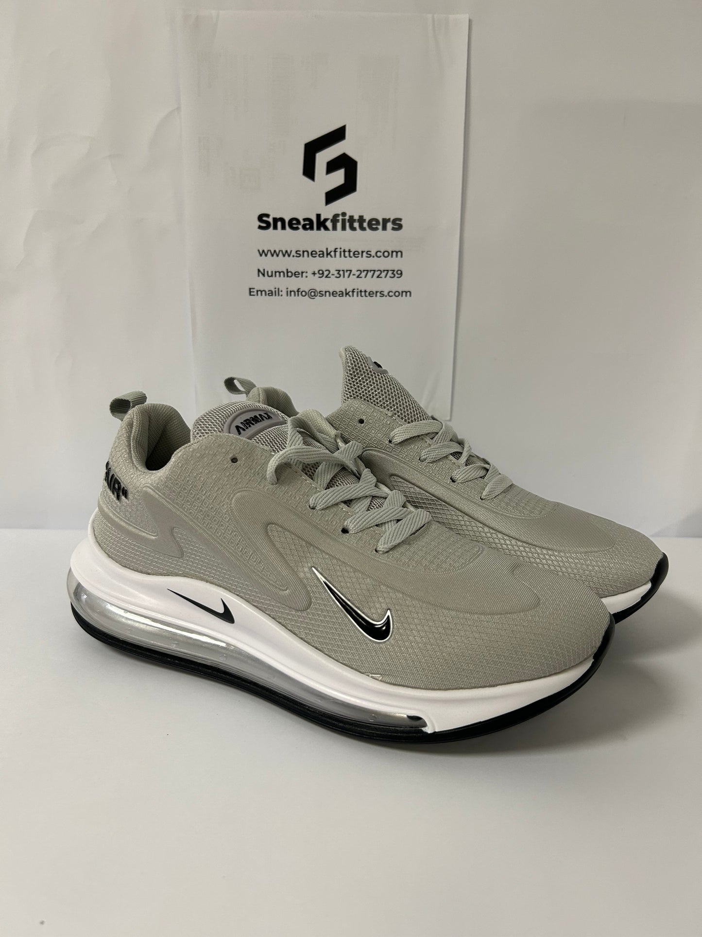 NKE Air Max 720 - GB