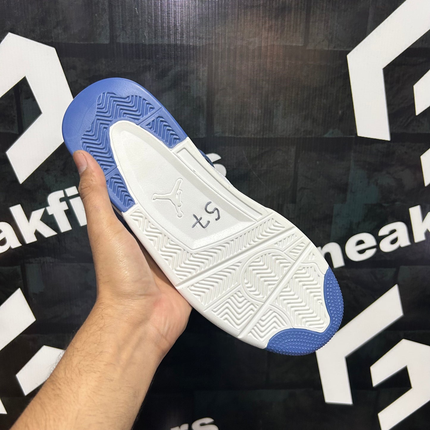 AR JDN 4 - Retro - (WS) - Blue with White 2.0