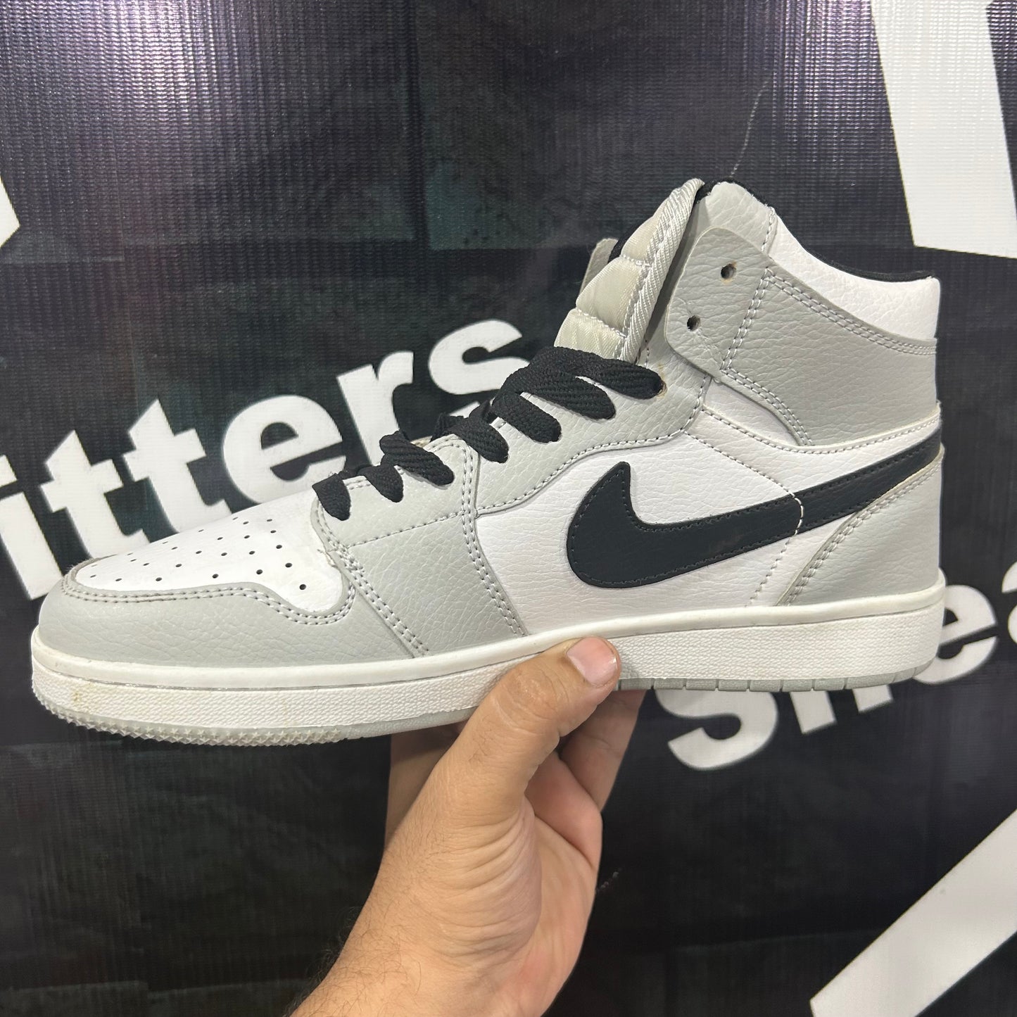 AR JDN 1 - High - Gray