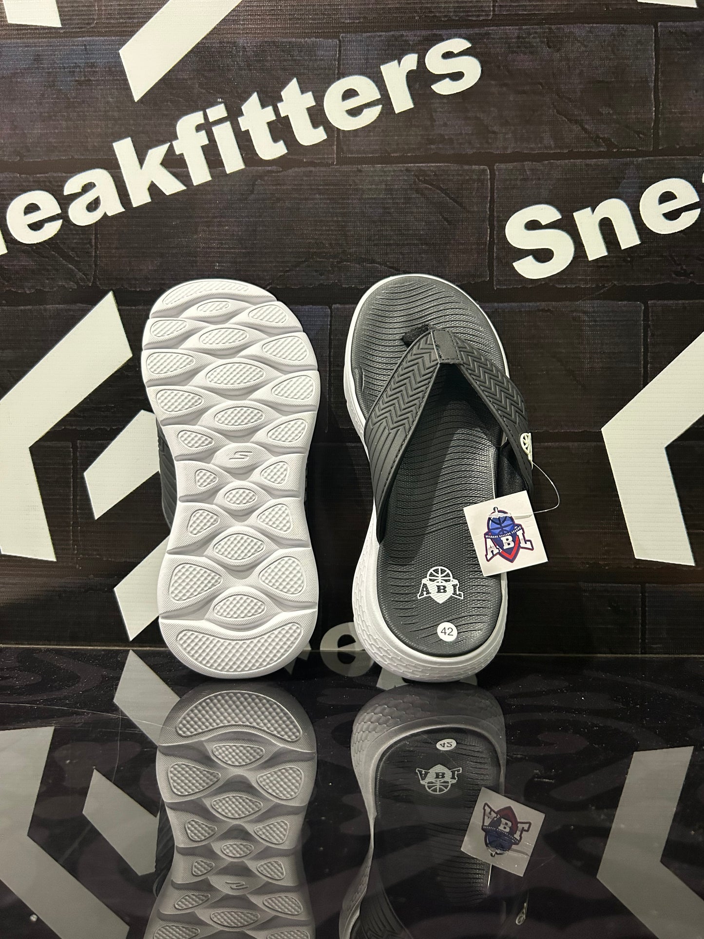 Skecher - D6 - Slides - Black