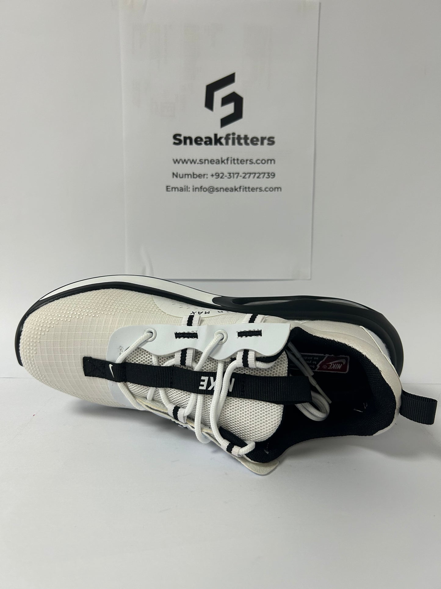 NKE Air Max - 2k21 - white with Black