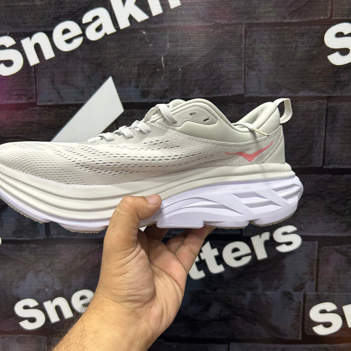 Hoka - Bondi 8 - Galactic Grey