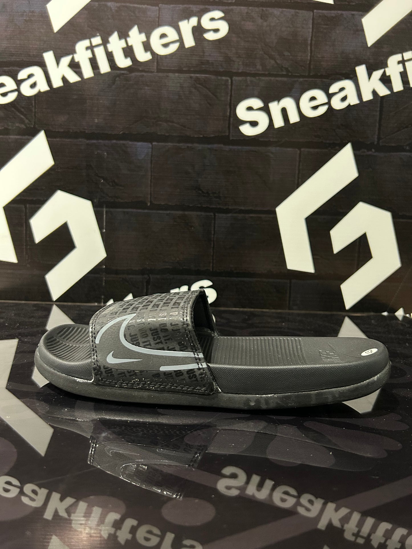 NKE - D3 - Slides - Black Gray