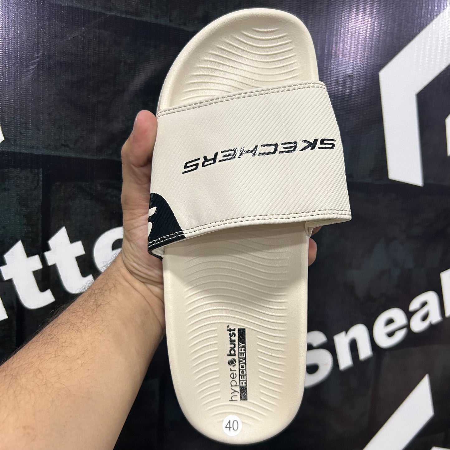 Skecher - D7 - Slides - Off White