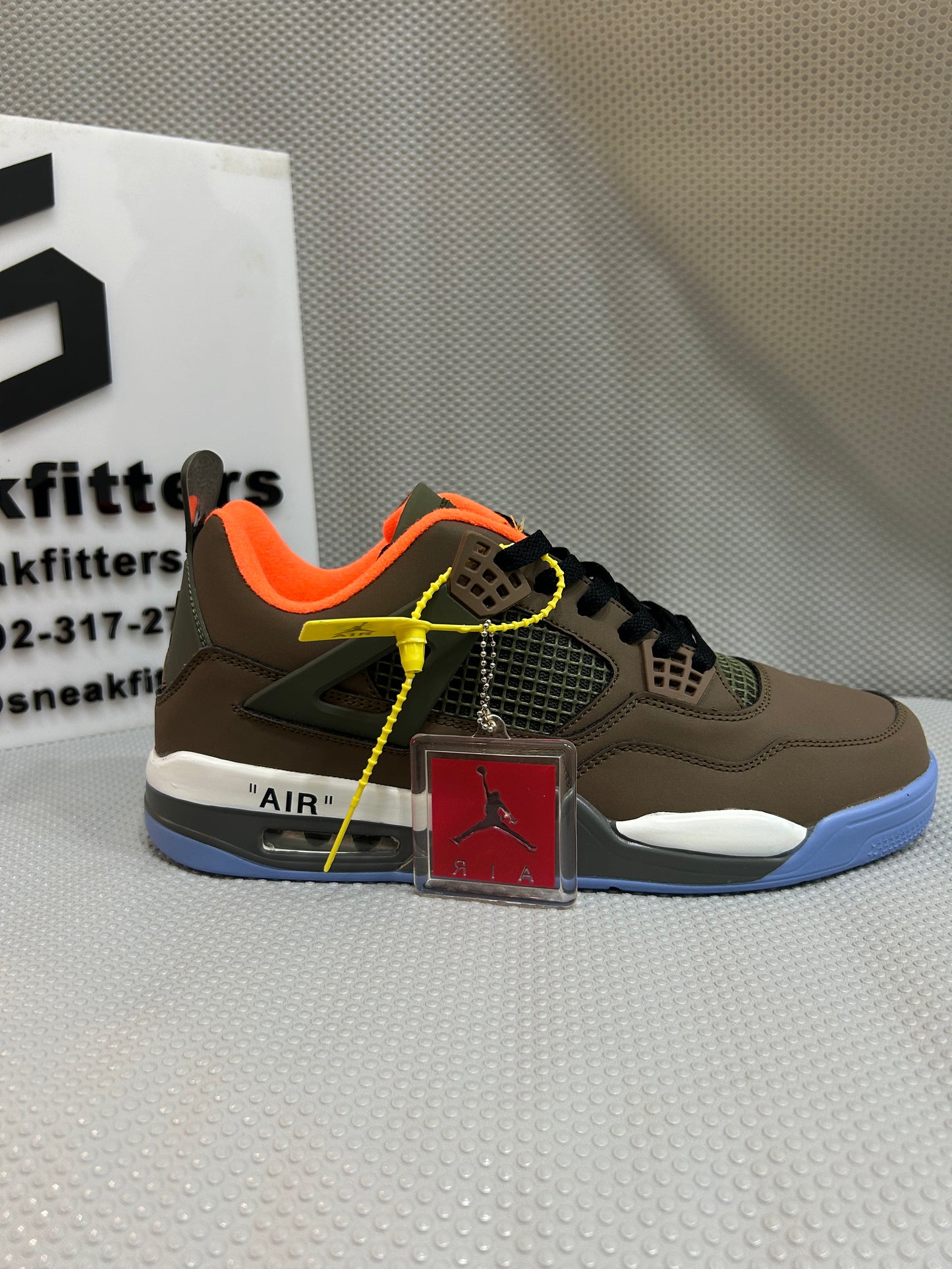 AR JDN 4 - Retro - (WS) - Brown with Black