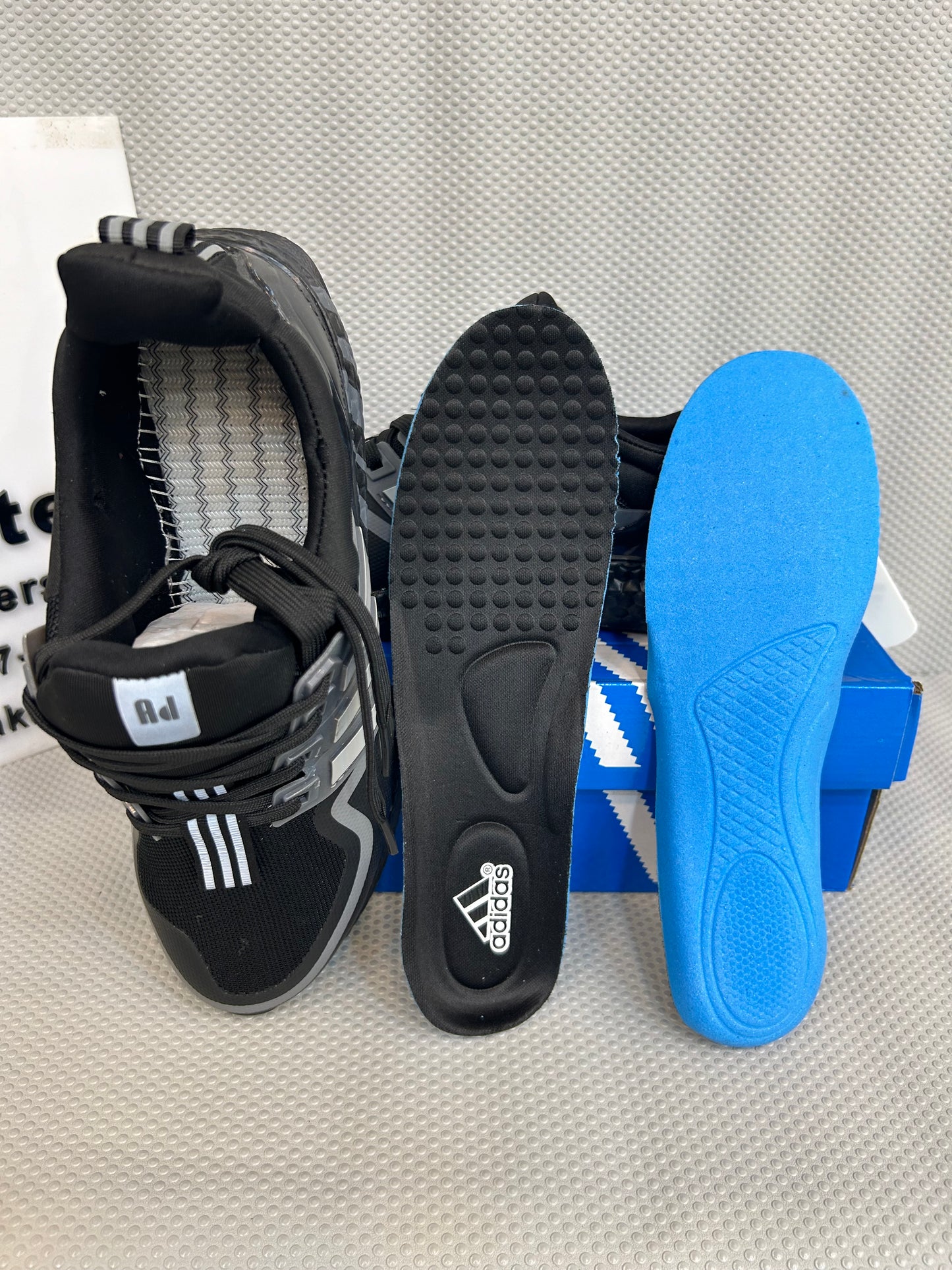 AD - Ultra boost - Gray Black