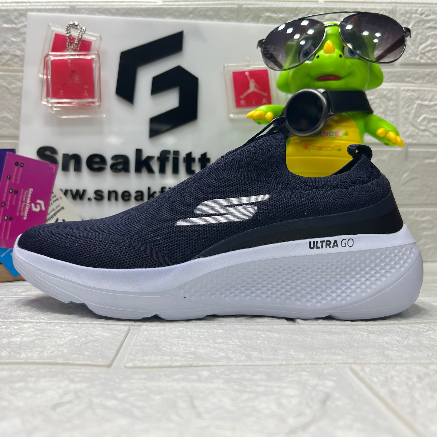 Skecher - Ultra Go - Upraise - Navy