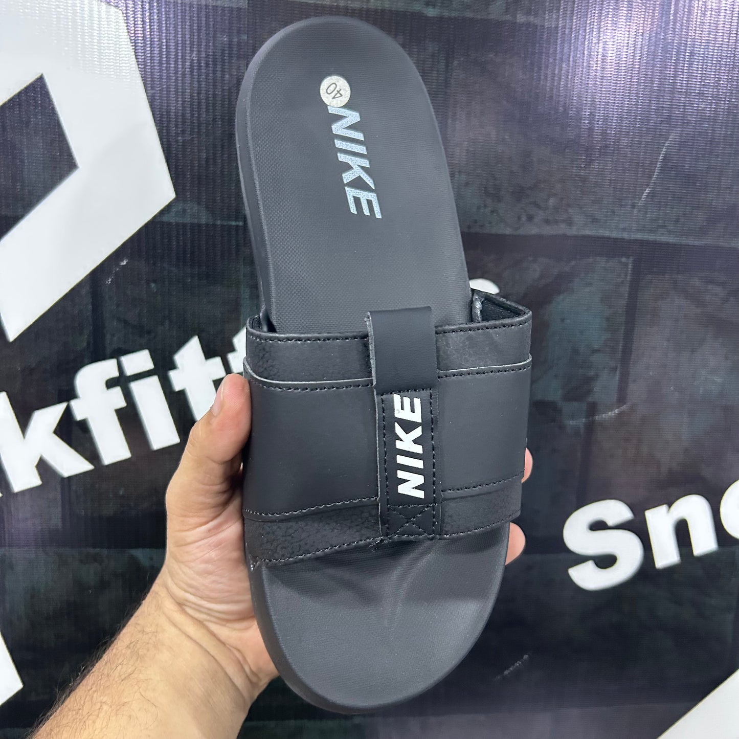 NKE - Slides - D7 - All Black
