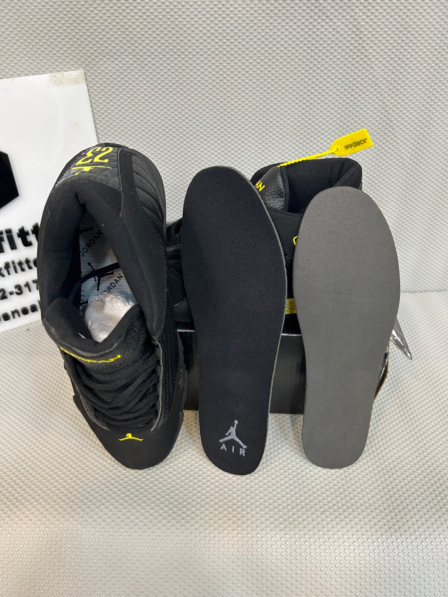 AR JDN 14 - Retro - Black Yellow