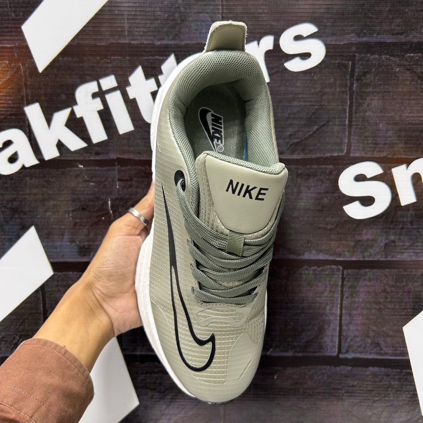 NK - Air Zoom - Runner - Army Green