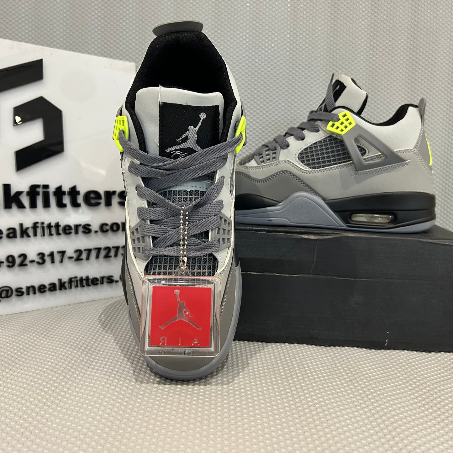 AR JDN 4 - Retro - Grey with Green