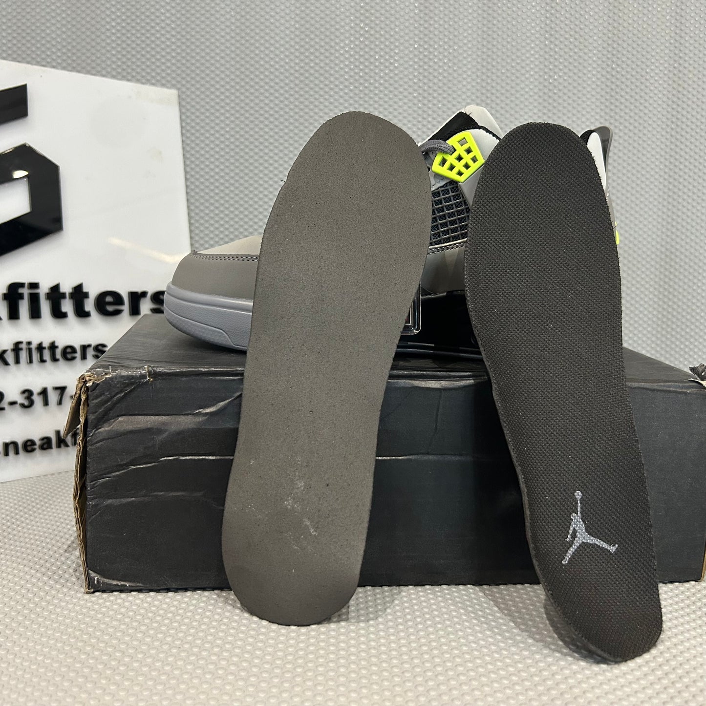 AR JDN 4 - Retro - Grey with Green