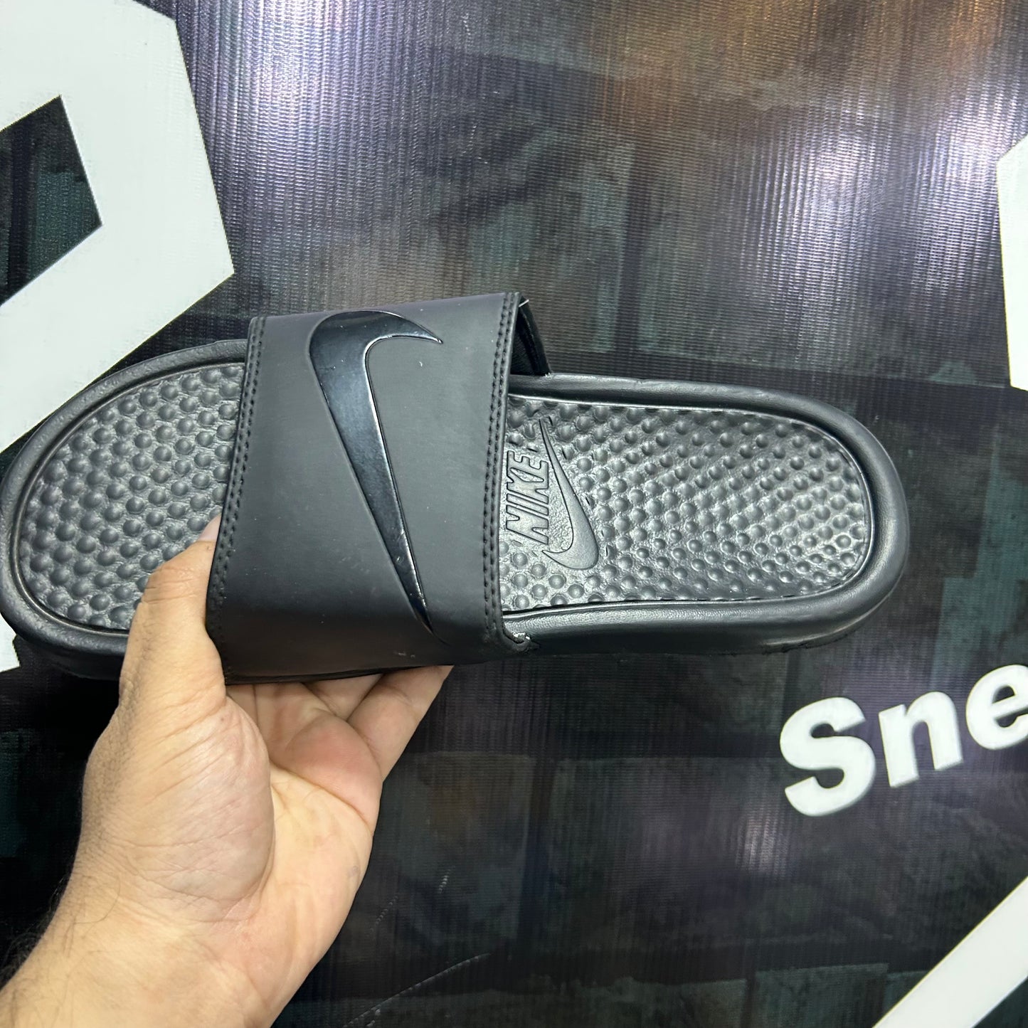 NK - D2 - Slides - All Black