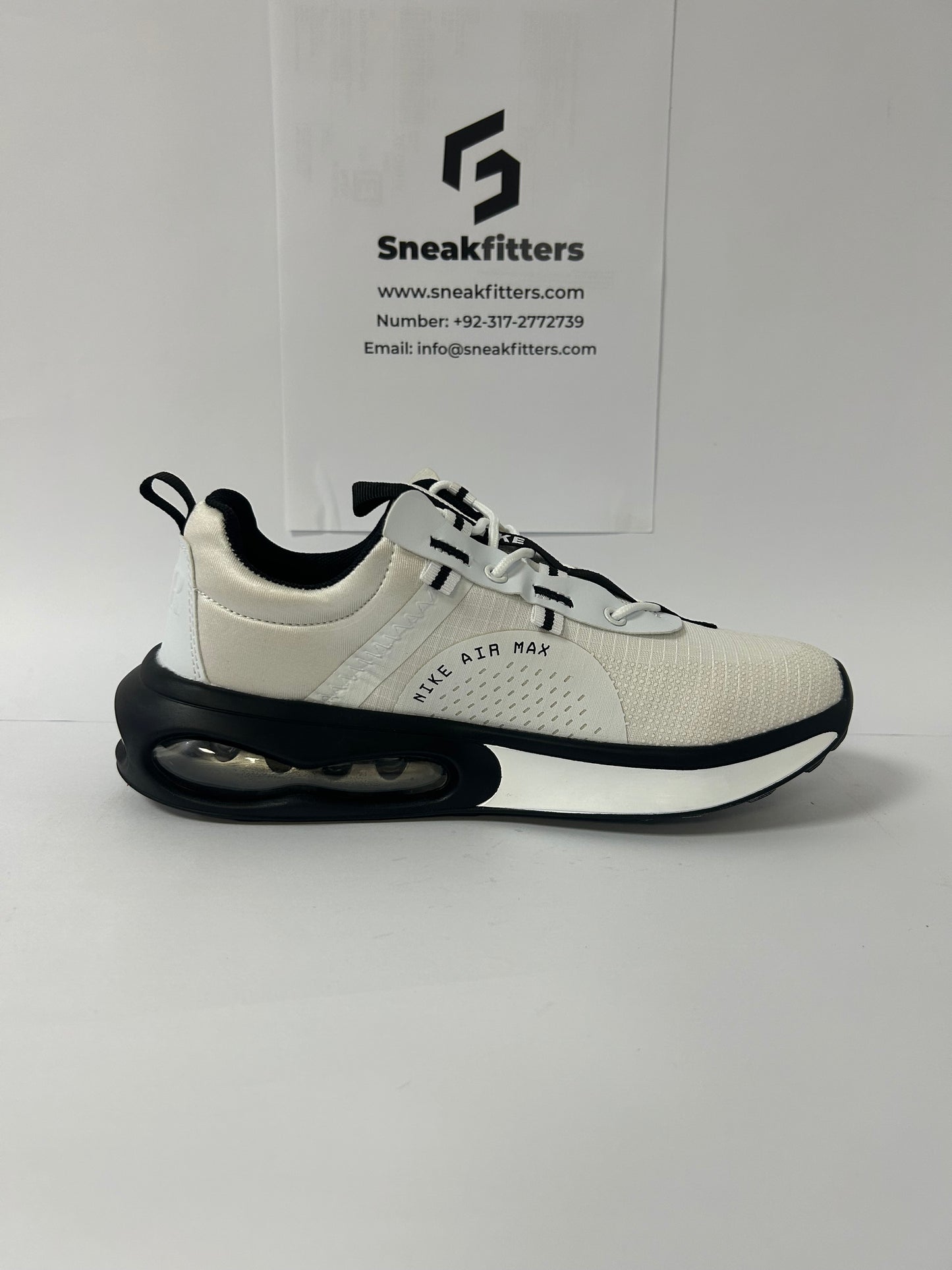 NKE Air Max - 2k21 - white with Black
