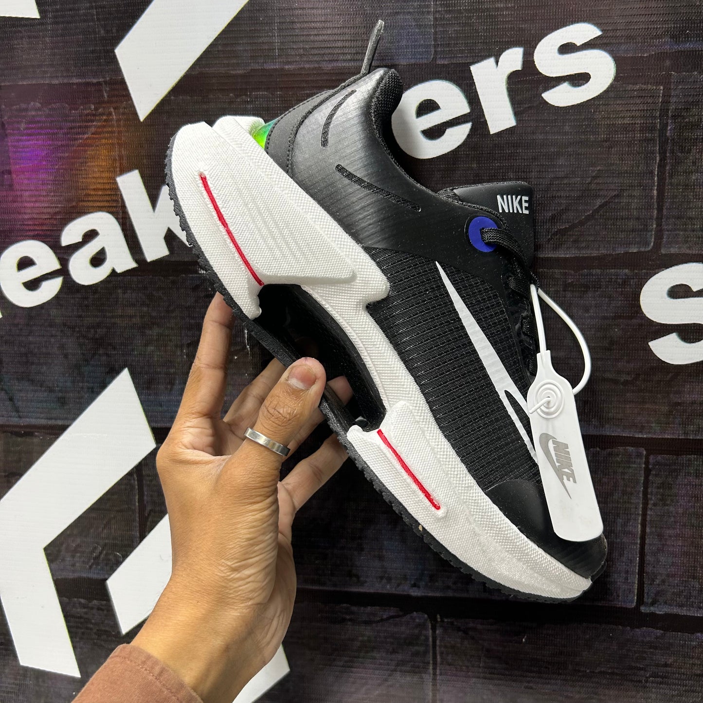 NK - Air Zoom - Runner - Black white