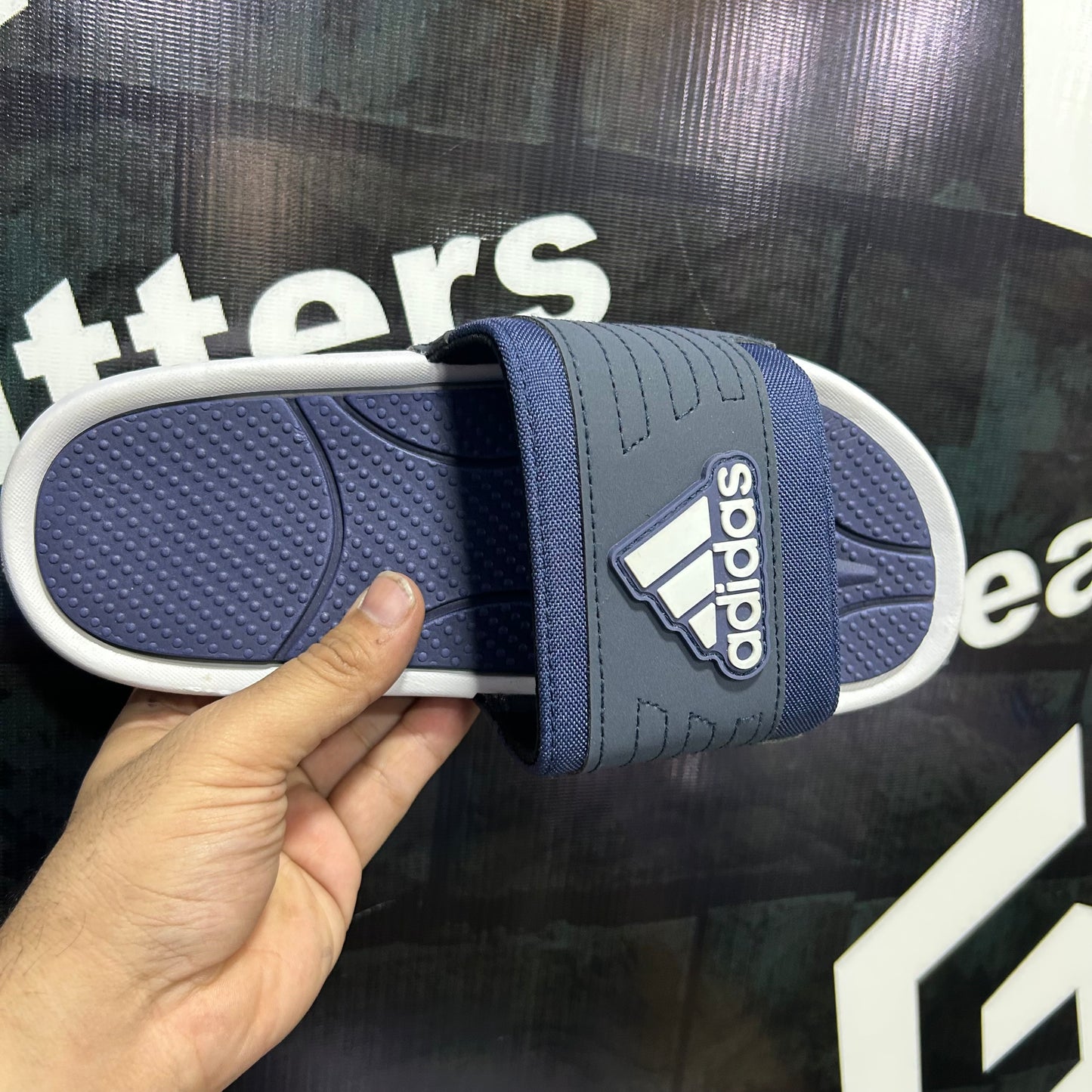 Ad - D1 - Slides - Blue / White