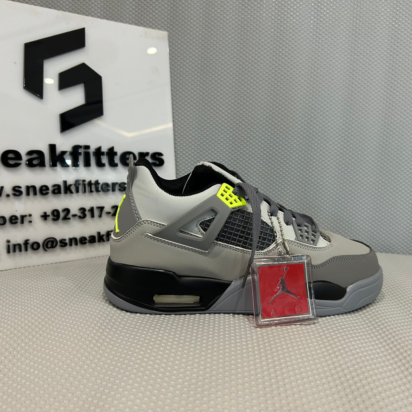 AR JDN 4 - Retro - Grey with Green