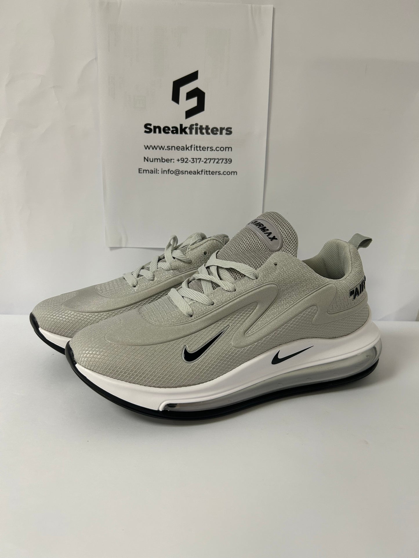 NKE Air Max 720 - GB