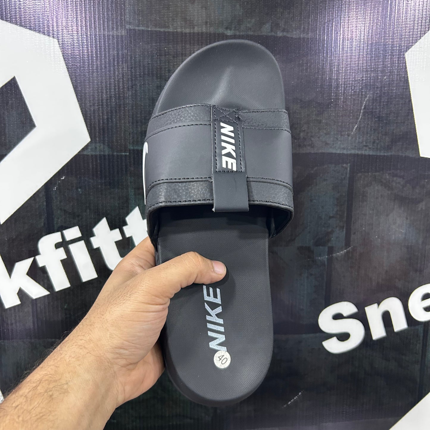 NKE - Slides - D7 - All Black