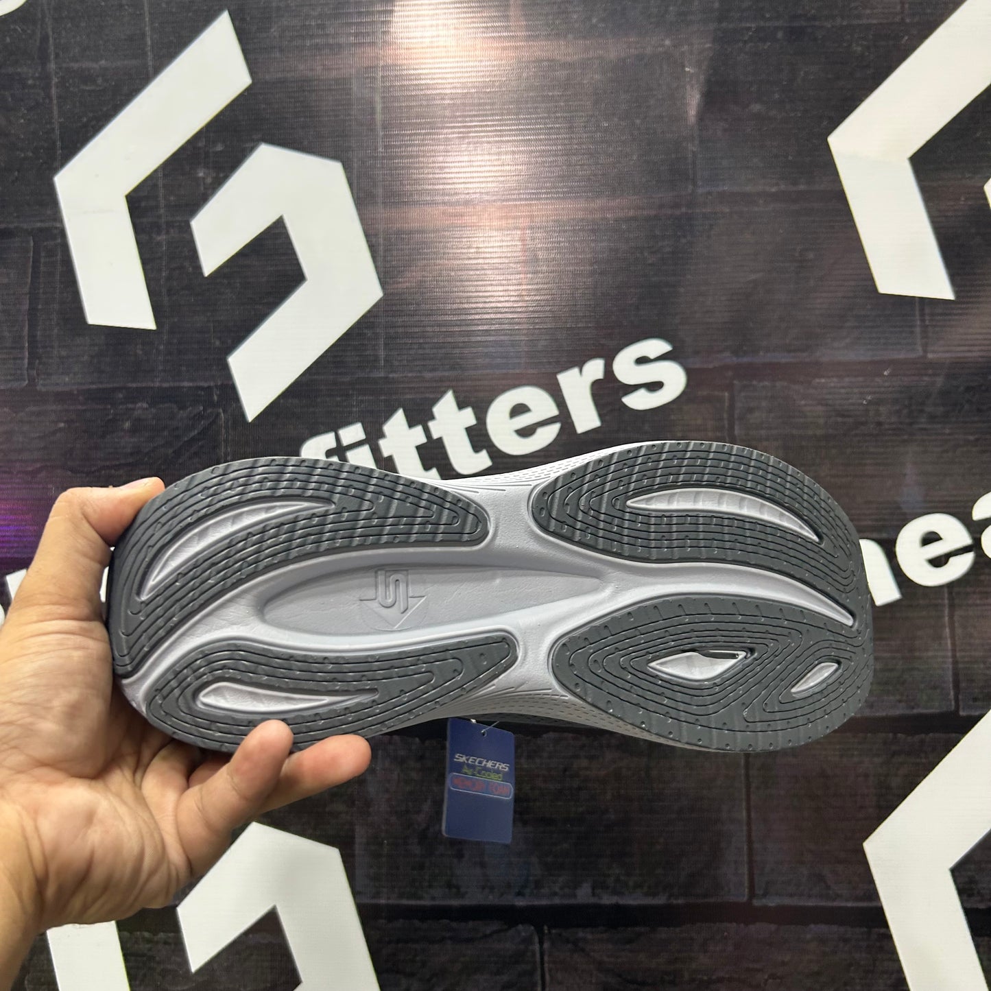 Skechers - MS - Slip Ins - Gray