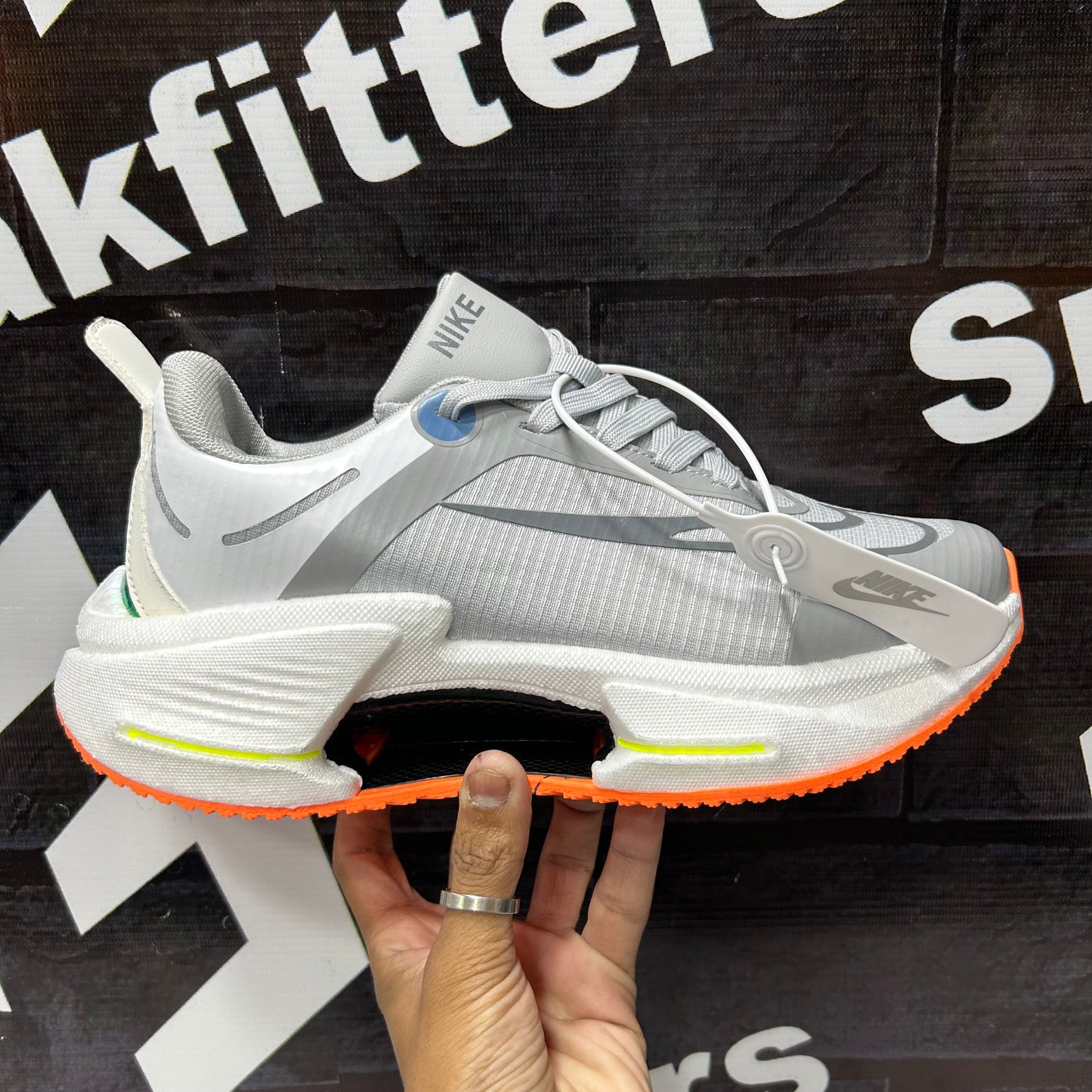 NK - Air Zoom - Runner - Gray