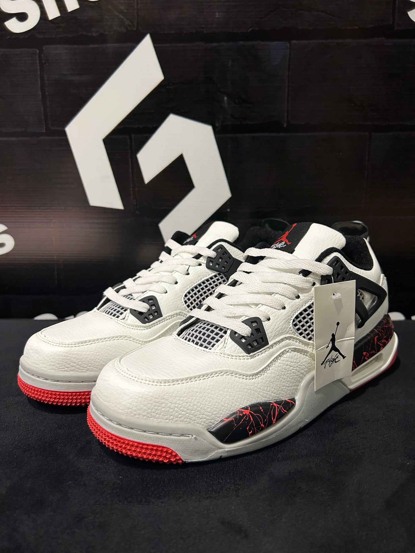 AR JDN 4 - Retro - White with Red (Premium)