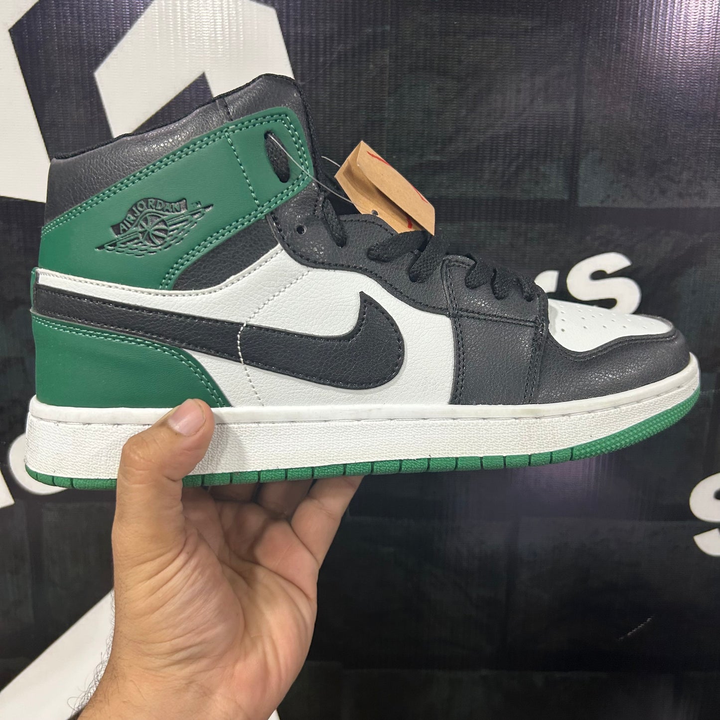 AR JDN 1 - High - Green