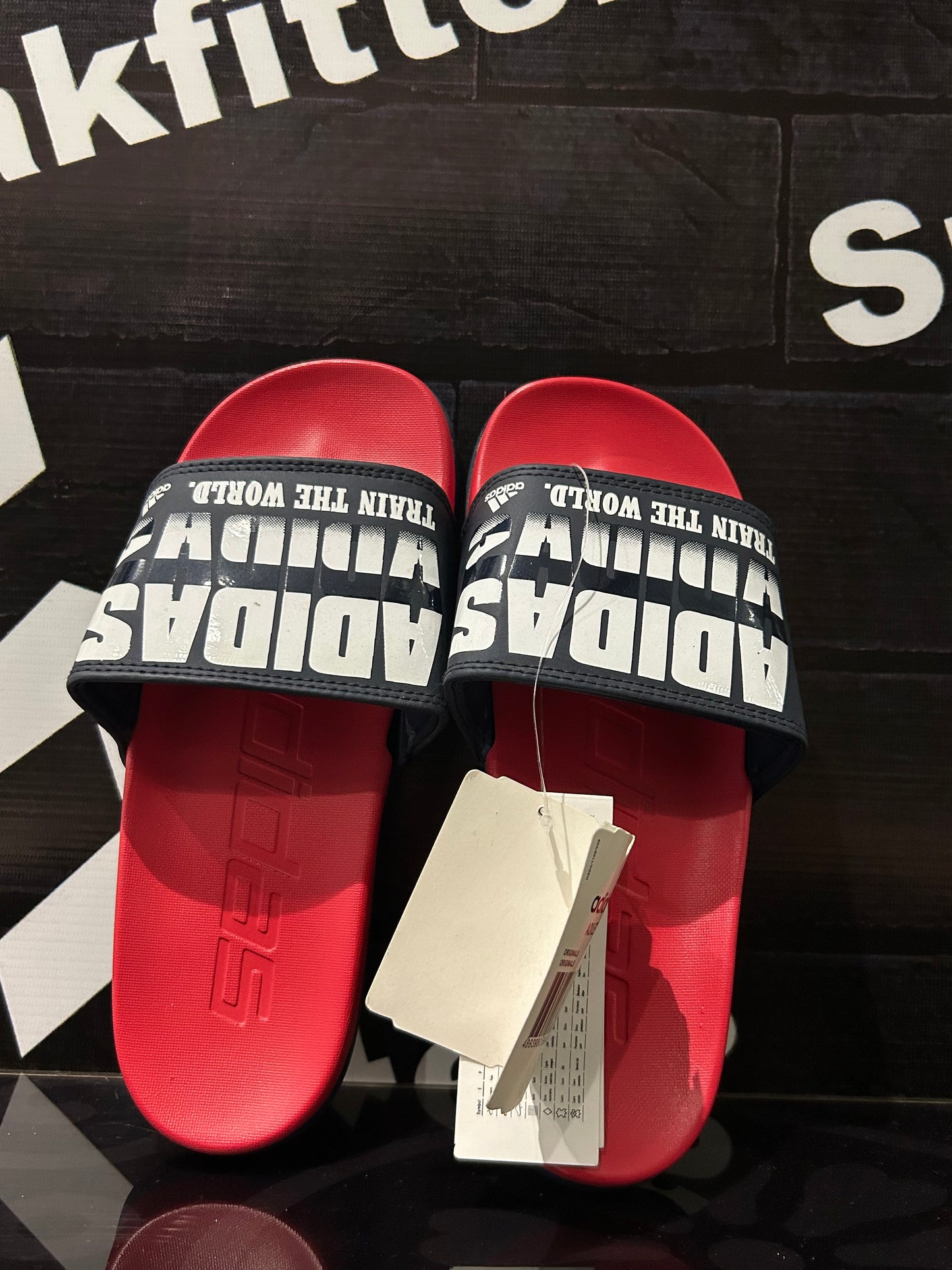Adid - D4 - Slides - Blue Red