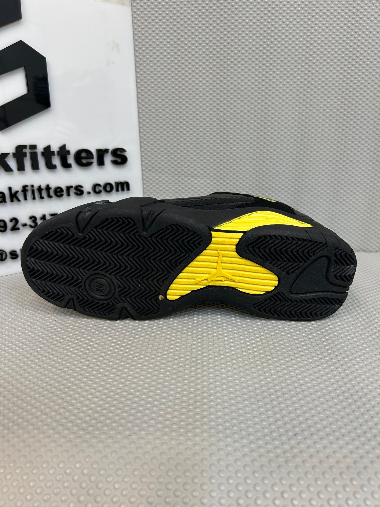 AR JDN 14 - Retro - Black Yellow