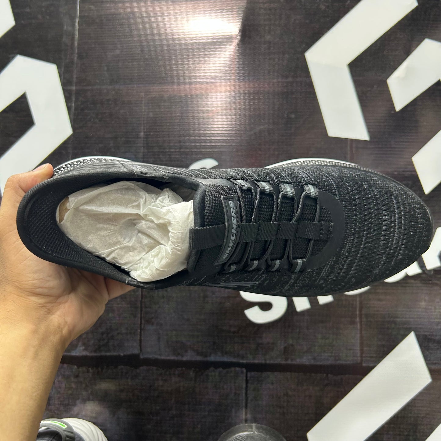 Skechers - Slip Ins - Carbon Infuseo - Black White