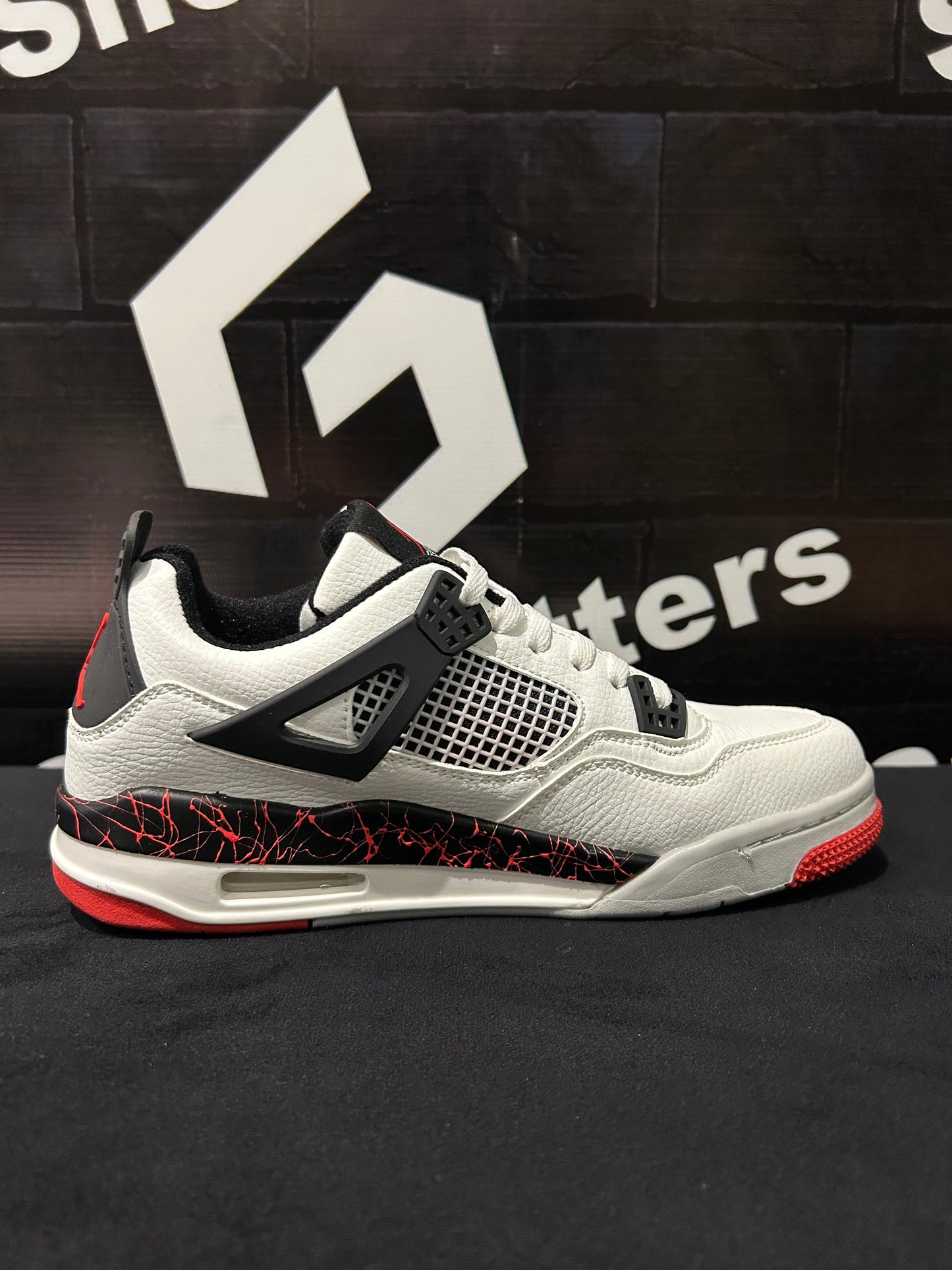 AR JDN 4 - Retro - White with Red (Premium)