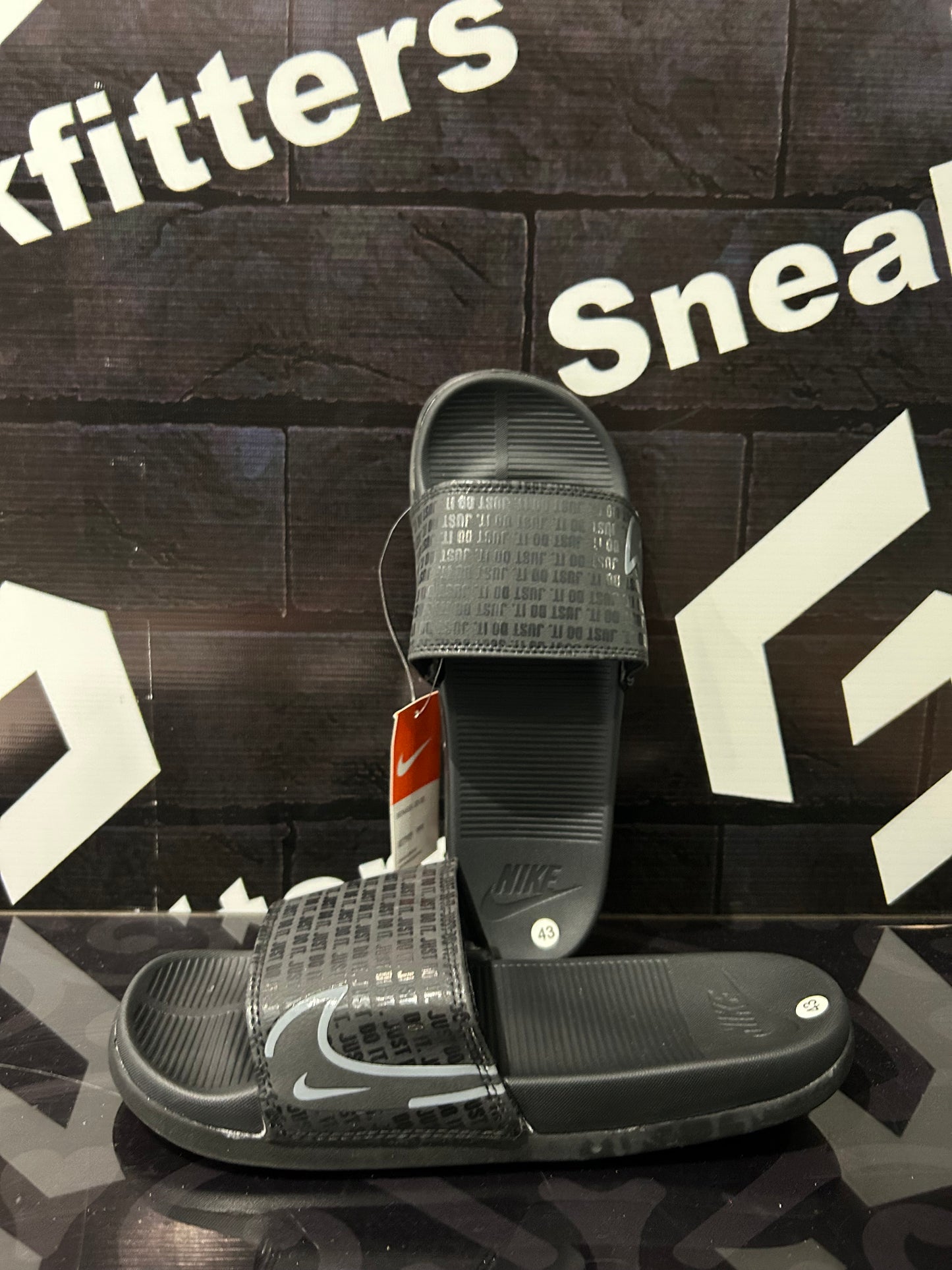 NKE - D3 - Slides - Black Gray