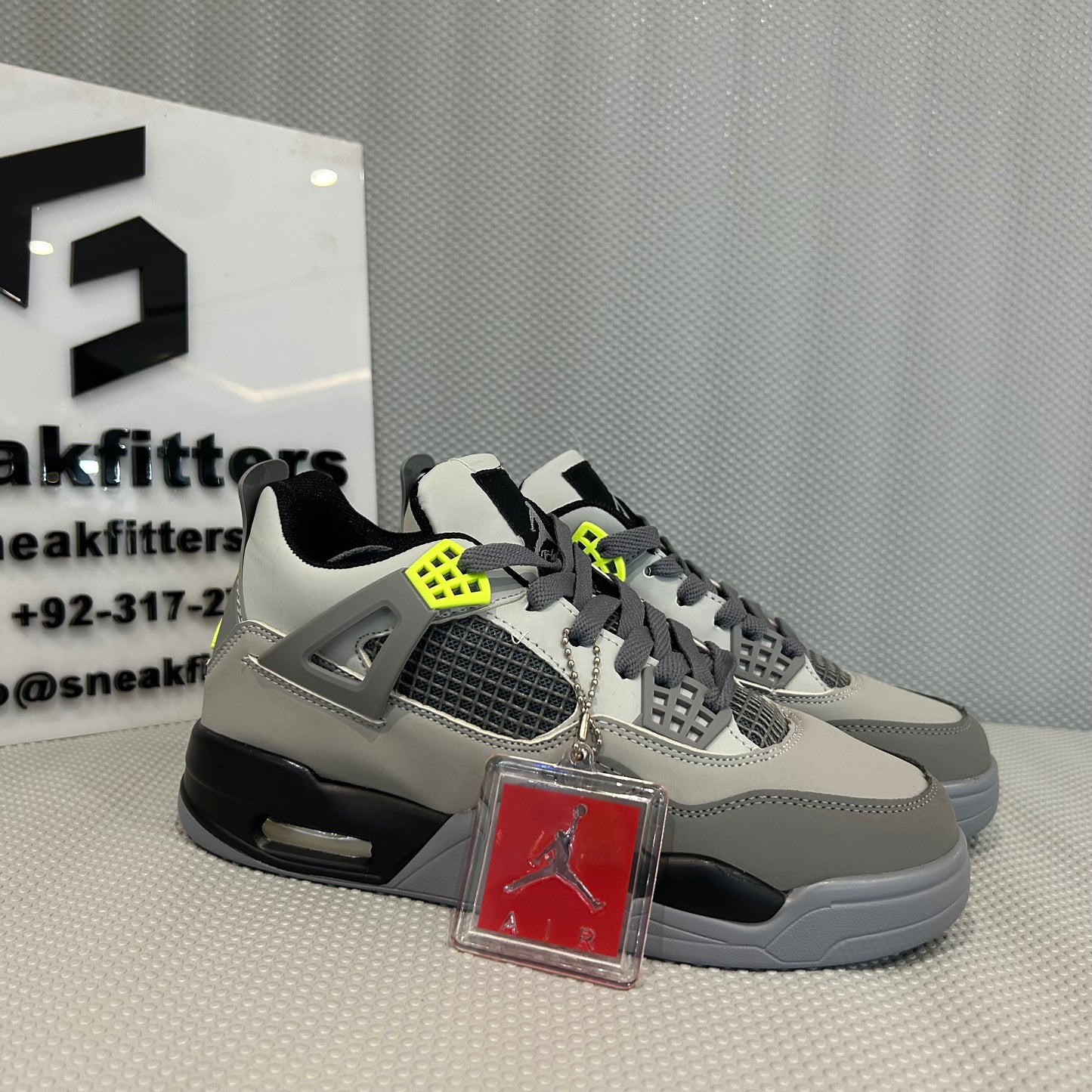 AR JDN 4 - Retro - Grey with Green