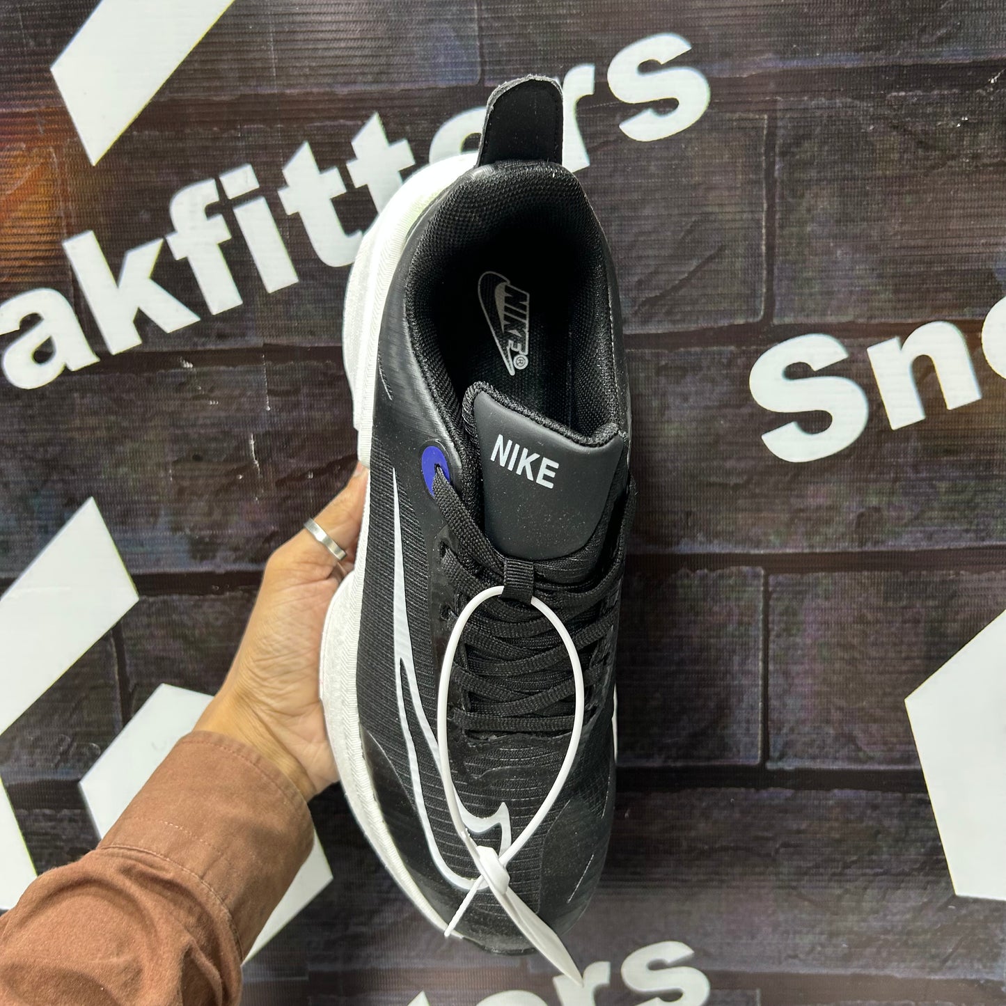 NK - Air Zoom - Runner - Black white
