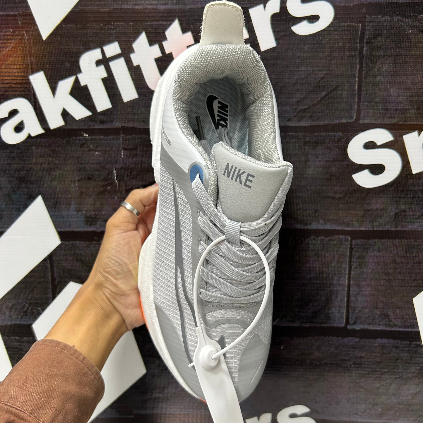 NK - Air Zoom - Runner - Gray
