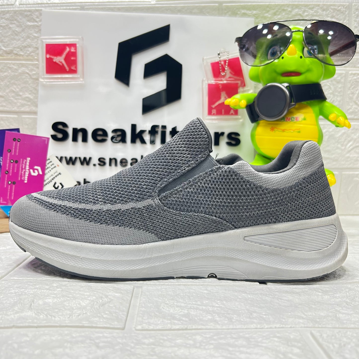 Skecher - Ultra Go Goodyear - Grey