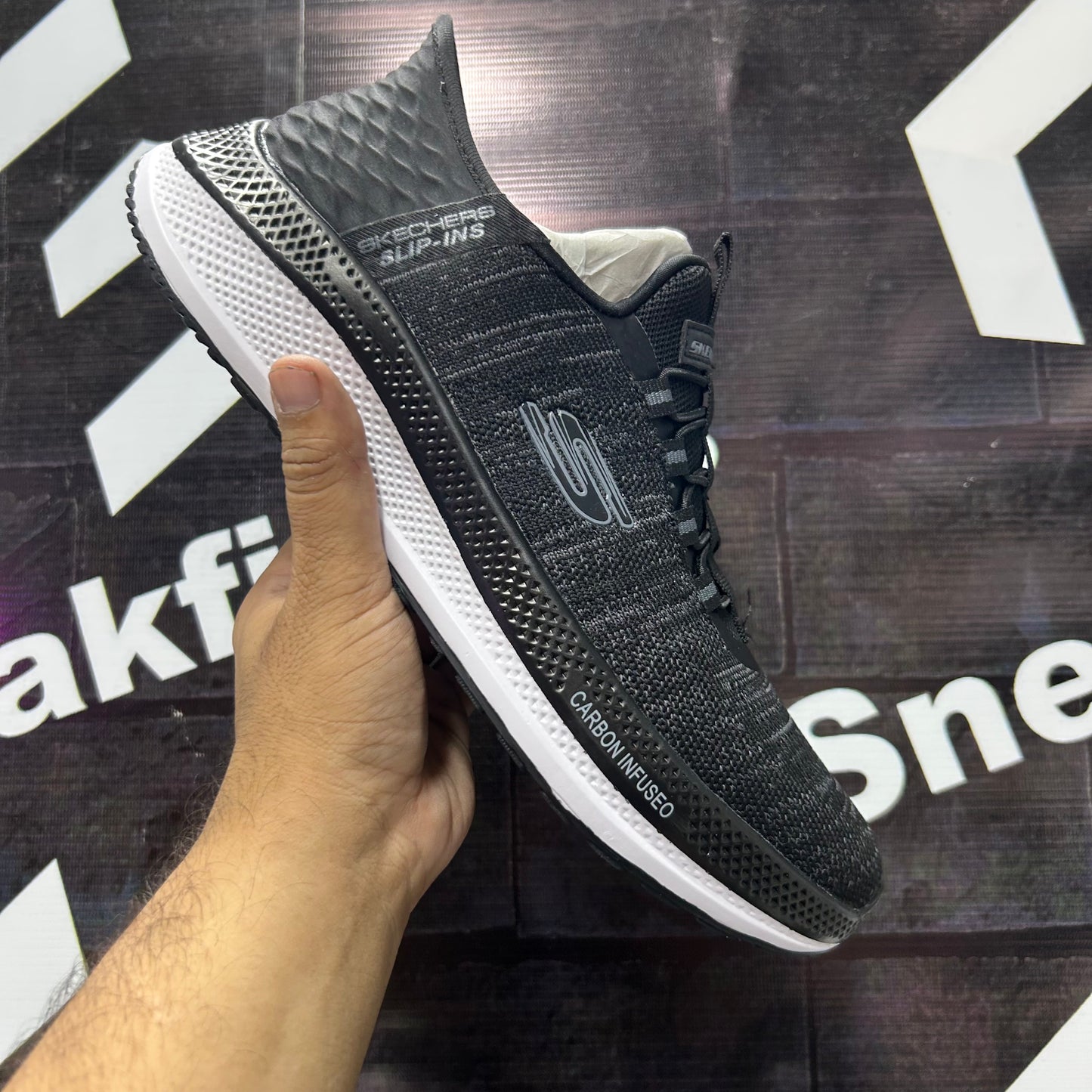 Skechers - Slip Ins - Carbon Infuseo - Black White