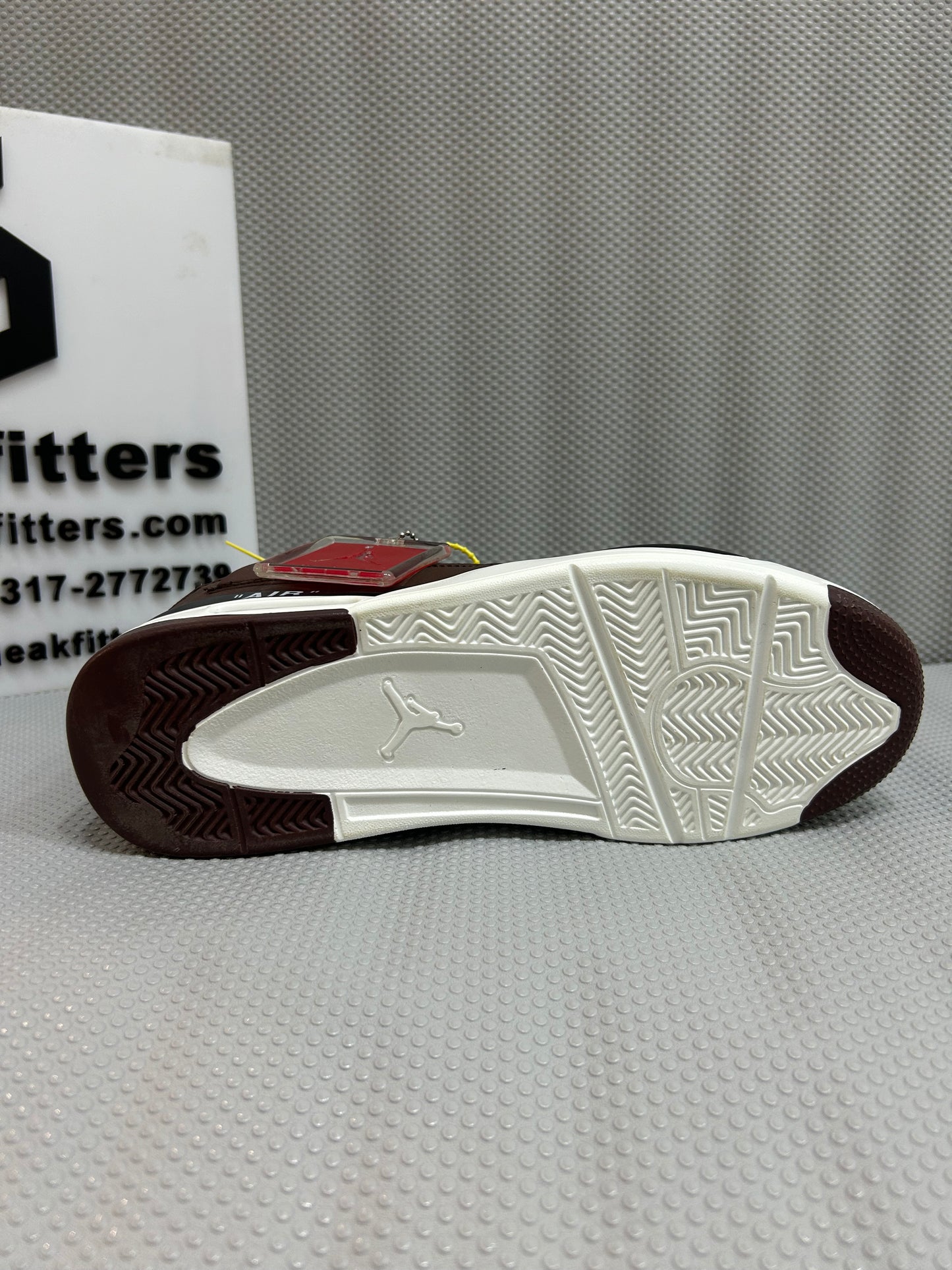 AR JDN 4 - Retro - (WS) - Brown