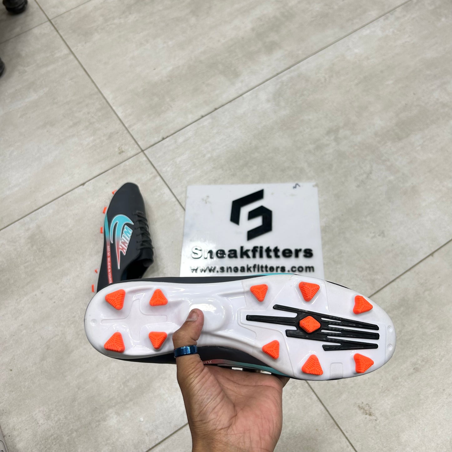 Football - NK - Toe - Gray