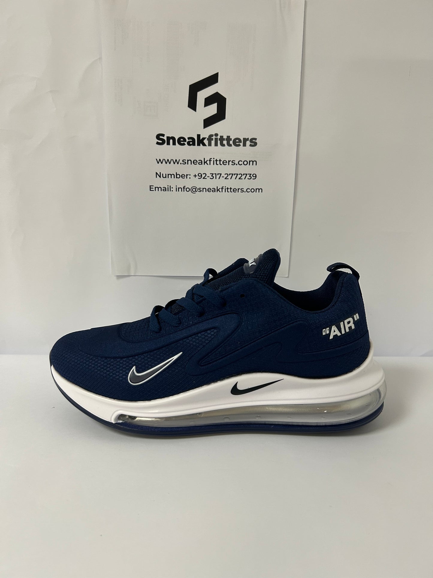 NKE Air Max 720 - Navy