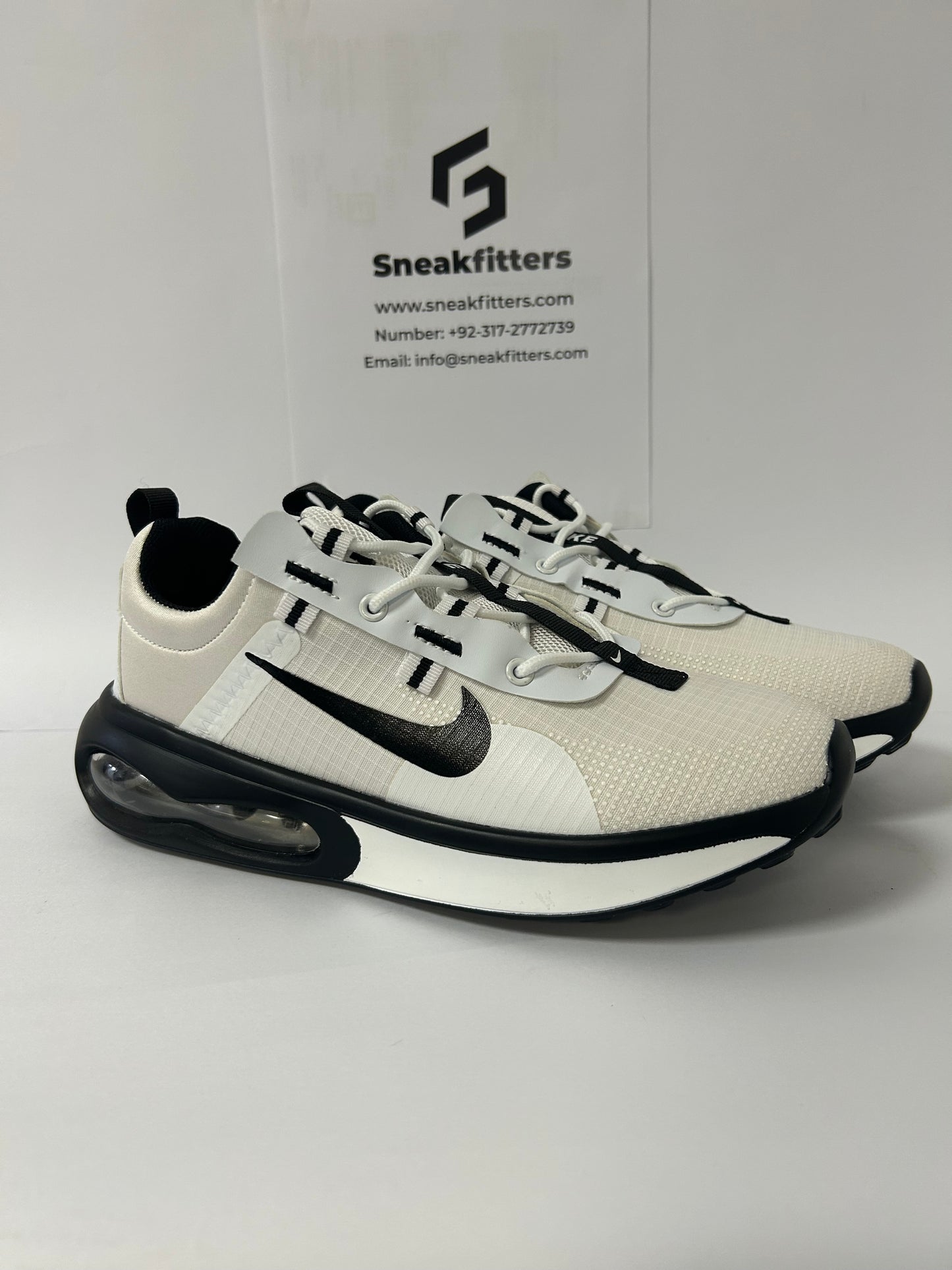 NKE Air Max - 2k21 - white with Black