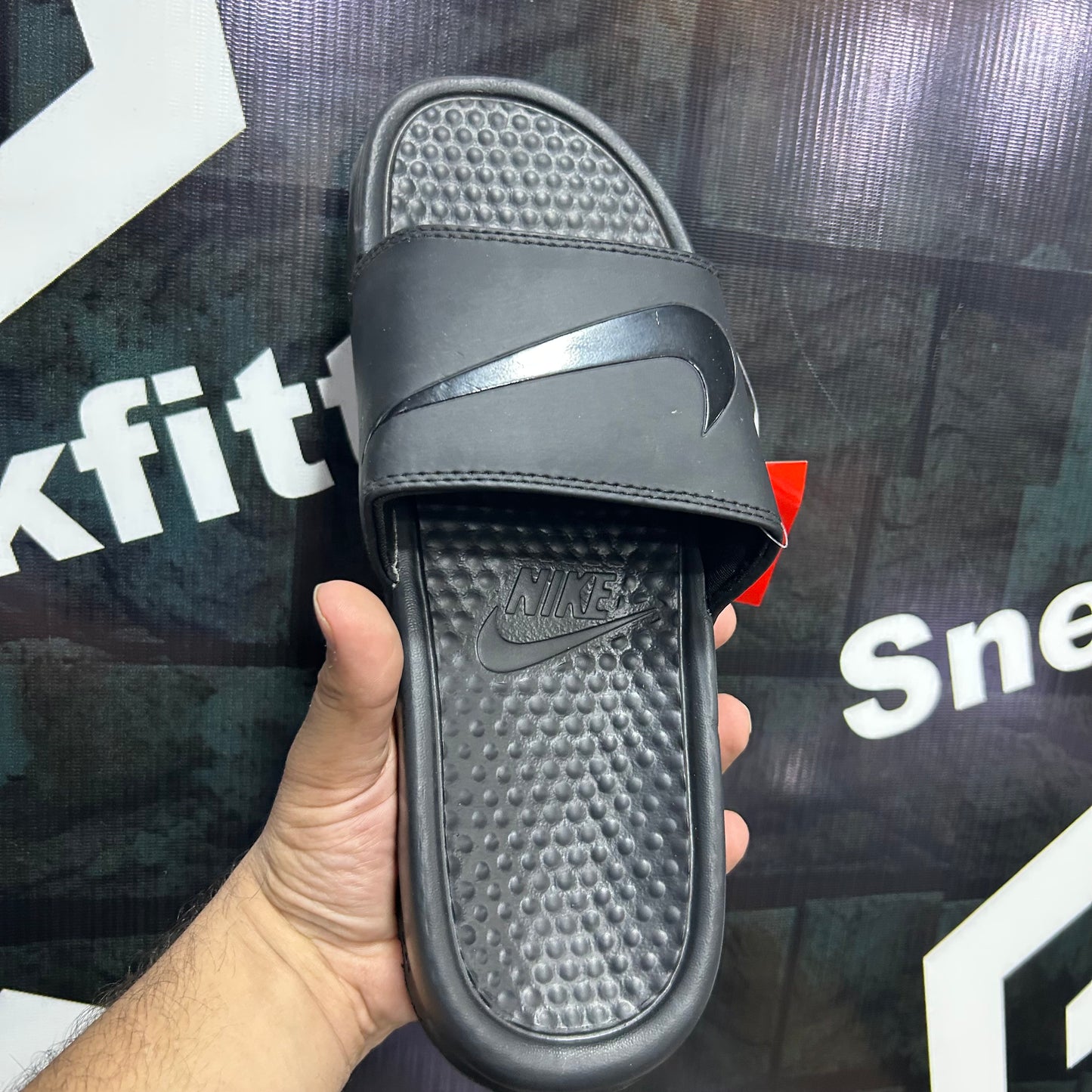 NK - D2 - Slides - All Black