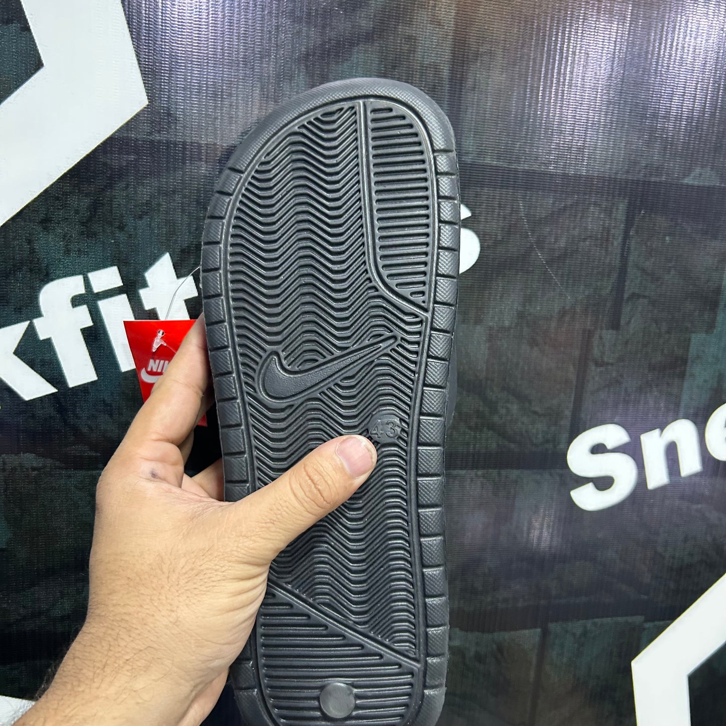 NK - D2 - Slides - All Black