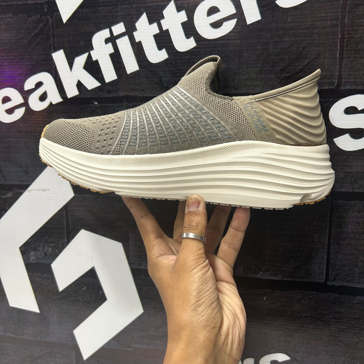 Skechers - HB & MC Slip Ins - Khaiki