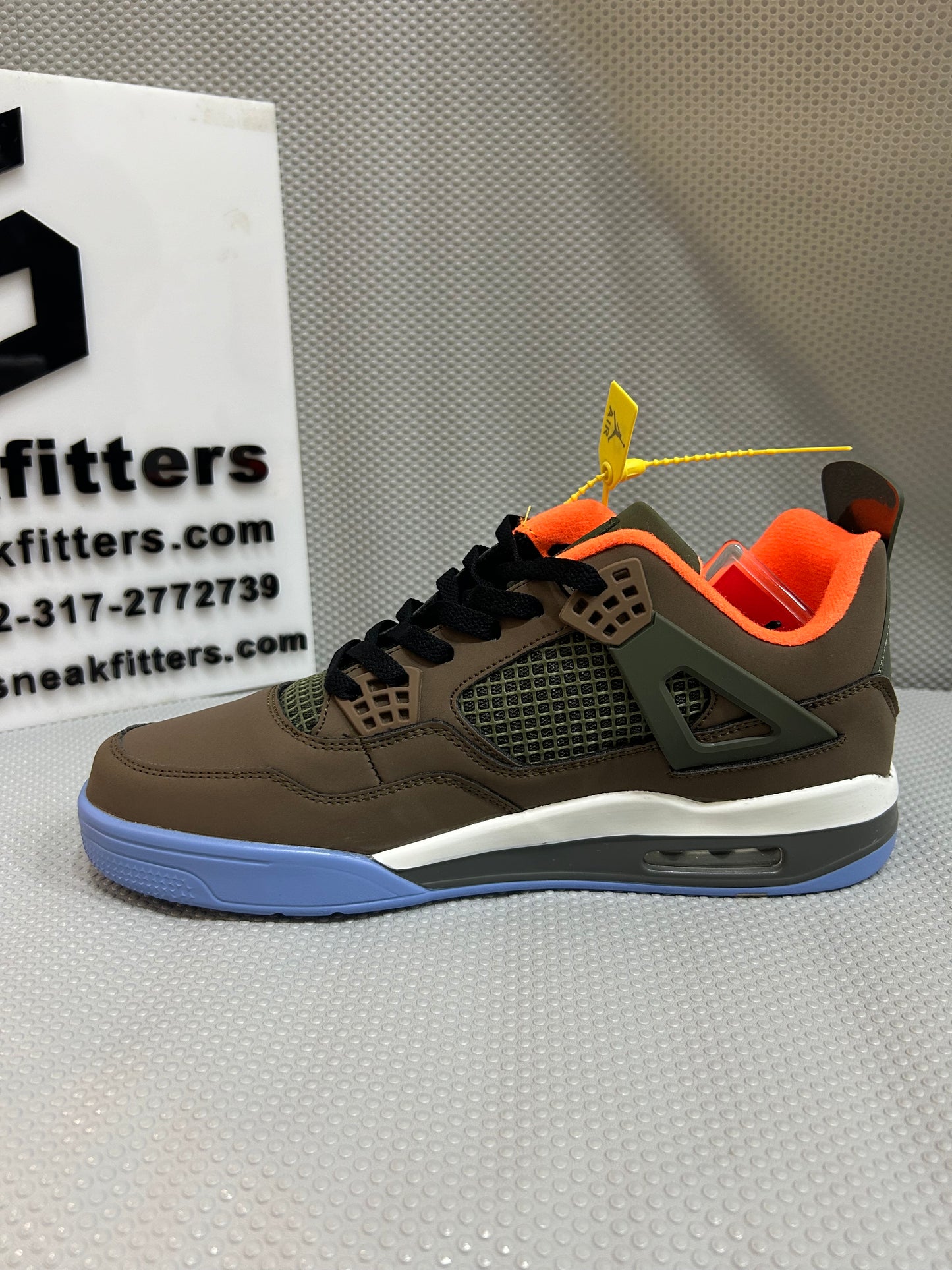 AR JDN 4 - Retro - (WS) - Brown with Black