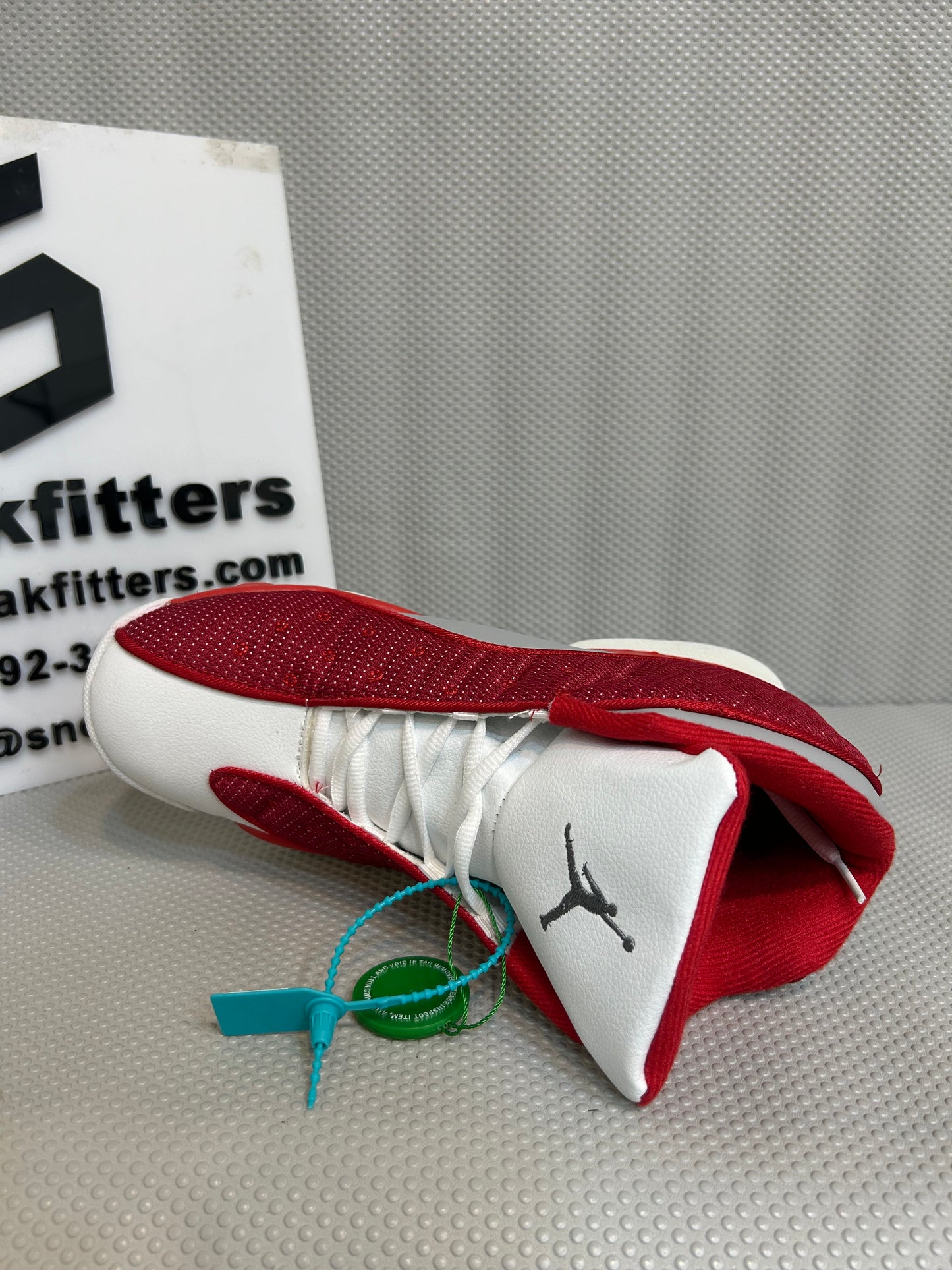 AR JDN 13 - Retro Gym - Red Flint Grey