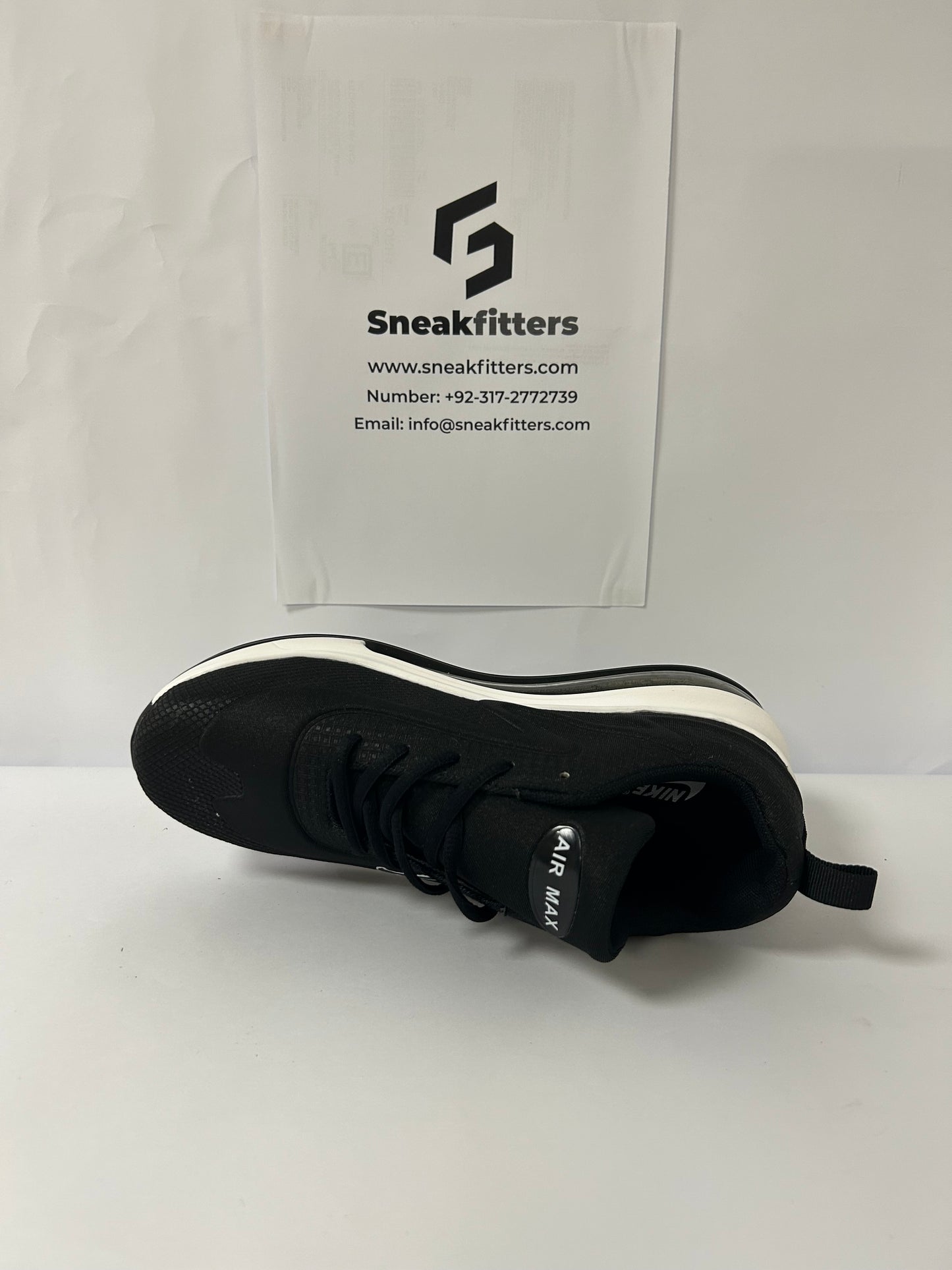 NKE Air Max 720 - Black White 2.0