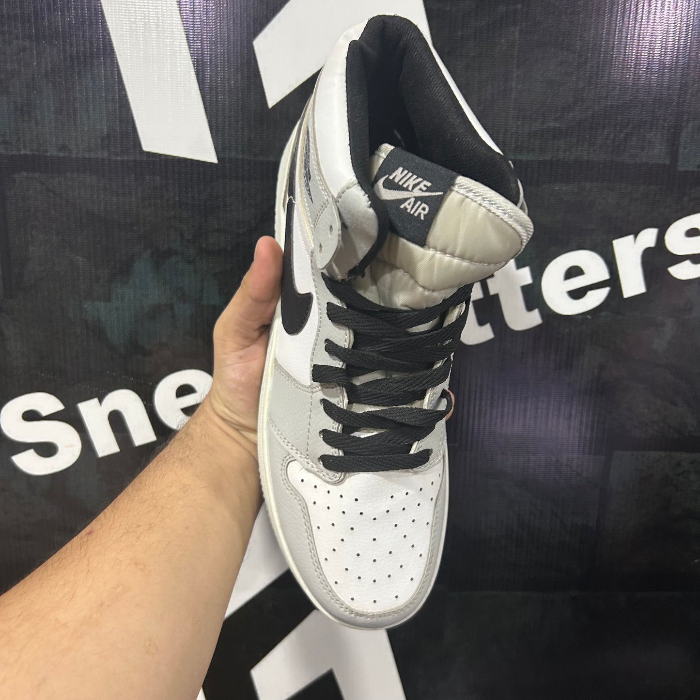 AR JDN 1 - High - Gray